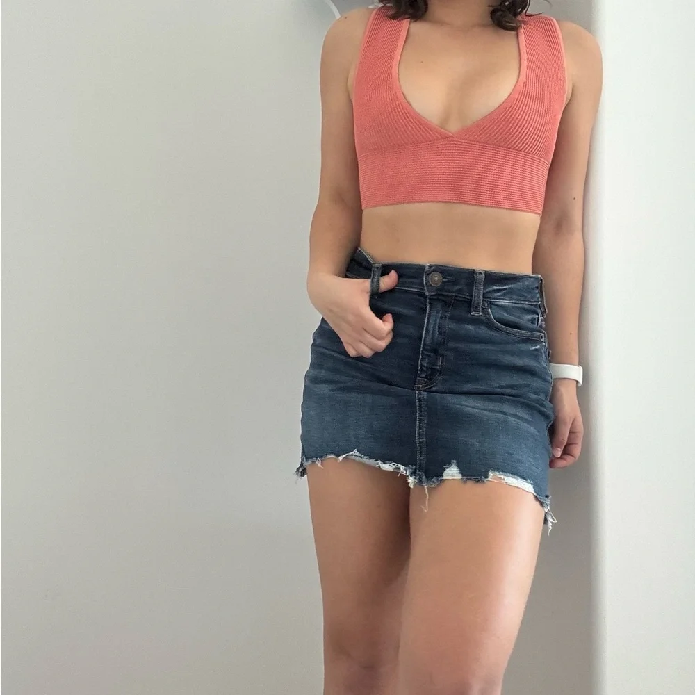 Aritzia Babaton Sculpt Knit Deep V Crop Tank Terracotta Coral Pink XXS Ribbed - Picture 1 of 4